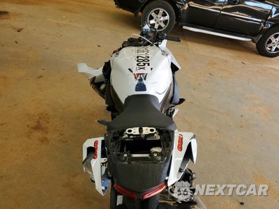 Zdjęcie 6 z 10 samochodu: 2025 SUZUKI GSX-R600 VIN:JS1GN7FA1S7101710 - miniatura
