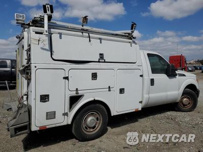 Czwarte zdjęcie samochodu z boku: 2013 FORD F350 SD VIN:1FDRF3A64DEB92618 - miniatura