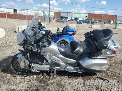 Trzecie zdjęcie samochodu z tyłu: 2013 HONDA GL1800 G VIN:JH2SC68G1DK100808 - miniatura