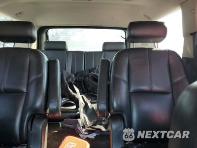 Zdjęcie 10 z 14 samochodu: 2008 GMC YUKON DENALI VIN:1GKEC63838J194003 - miniatura