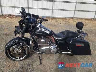 Trzecie zdjęcie samochodu z tyłu: 2013 HARLEY-DAVIDSON FLHX STREET GLIDE VIN:1HD1KBM37DB689736 - miniatura