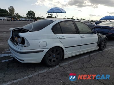 Trzecie zdjęcie samochodu z tyłu: 2000 BMW 323 I VIN:WBAAM3341YCB22708 - miniatura