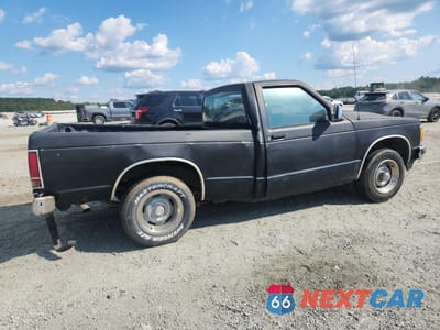 Trzecie zdjęcie samochodu z tyłu: 1992 GMC SONOMA VIN:1GTCS14R2N8524183 - miniatura