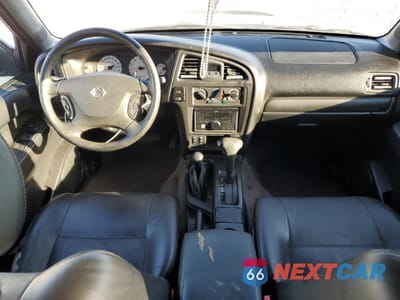 Zdjęcie 8 z 15 samochodu: 2002 NISSAN PATHFINDER LE VIN:JN8DR09Y42W711818 - miniatura