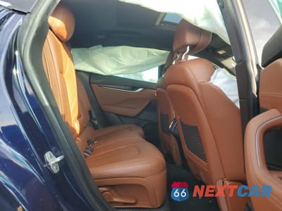 Zdjęcie 11 z 13 samochodu: 2021 MASERATI LEVANTE VIN:ZN661XUA6MX370853 - miniatura