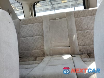 Zdjęcie 10 z 15 samochodu: 2008 KIA SORENTO EX VIN:KNDJD735285798315 - miniatura
