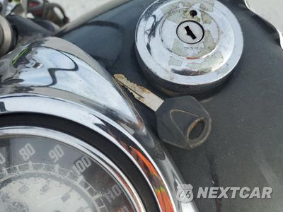 Zdjęcie 8 z 10 samochodu: 2003 YAMAHA XVS1100 A VIN:JYAVP11E13A035903 - miniatura