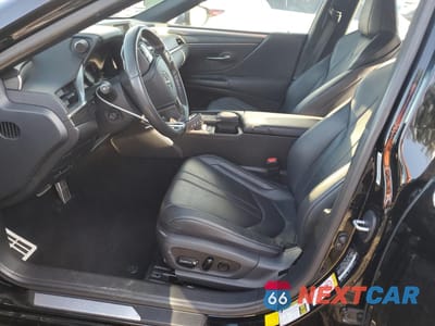 Zdjęcie 7 z 13 samochodu: 2019 LEXUS ES 350 VIN:58ABZ1B12KU015531 - miniatura