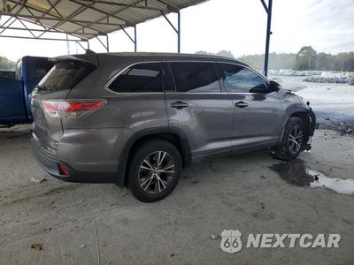 Trzecie zdjęcie samochodu z tyłu: 2016 TOYOTA HIGHLANDER XLE VIN:5TDJKRFH6GS504835 - miniatura
