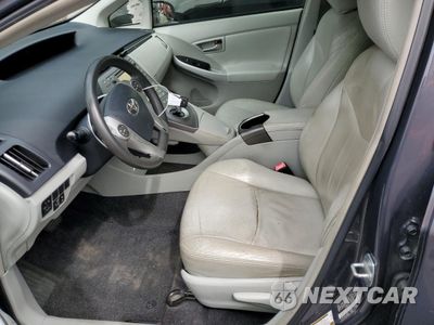 Zdjęcie 7 z 12 samochodu: 2013 TOYOTA PRIUS VIN:JTDKN3DU7D5582986 - miniatura