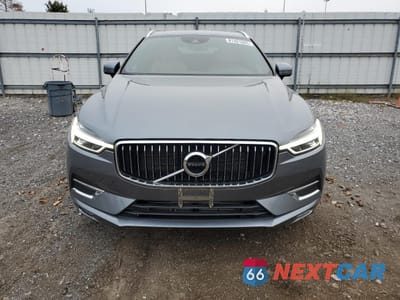 Piąte zdjęcie samochodu w środku: 2021 VOLVO XC60 T6 INSCRIPTION VIN:YV4A22RL2M1749709 - miniatura