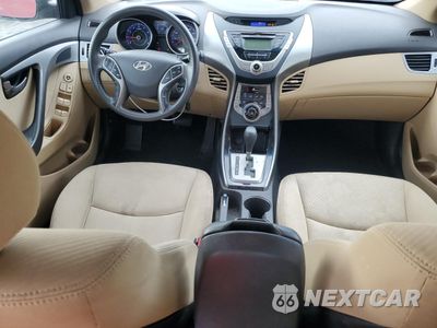 Zdjęcie 8 z 12 samochodu: 2013 HYUNDAI ELANTRA GLS VIN:KMHDH4AE6DU531435 - miniatura