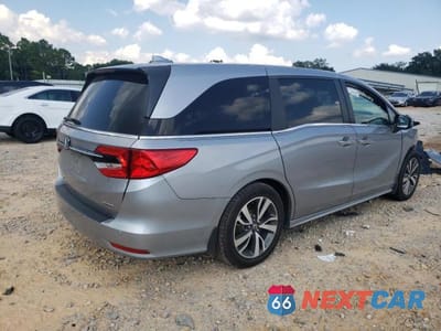 Trzecie zdjęcie samochodu z tyłu: 2023 HONDA ODYSSEY TOURING VIN:5FNRL6H81PB029837 - miniatura