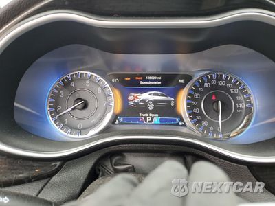 Zdjęcie 9 z 14 samochodu: 2015 CHRYSLER 200 C VIN:1C3CCCCB8FN590080 - miniatura