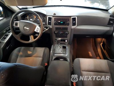 Zdjęcie 8 z 12 samochodu: 2009 JEEP GRAND CHEROKEE LAREDO VIN:1J8GR48K19C543962 - miniatura