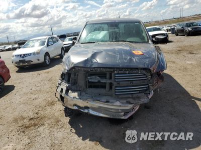 Piąte zdjęcie samochodu w środku: 2017 RAM 1500 SLT VIN:1C6RR7LG9HS631271 - miniatura