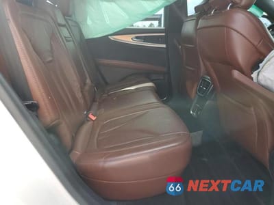 Zdjęcie 11 z 13 samochodu: 2016 LINCOLN MKX RESERVE VIN:2LMTJ6LR9GBL75904 - miniatura