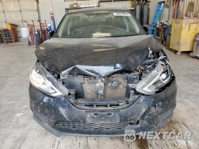 Piąte zdjęcie samochodu w środku: 2019 NISSAN SENTRA S VIN:3N1AB7AP5KY246458 - miniatura