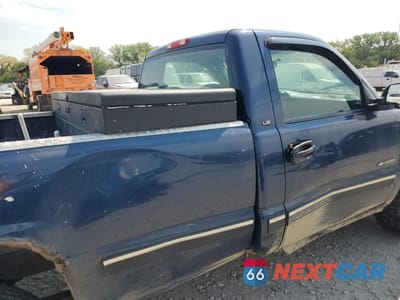 Zdjęcie 10 z 14 samochodu: 1999 CHEVROLET SILVERADO K1500 VIN:1GCEK14T0XE115205 - miniatura