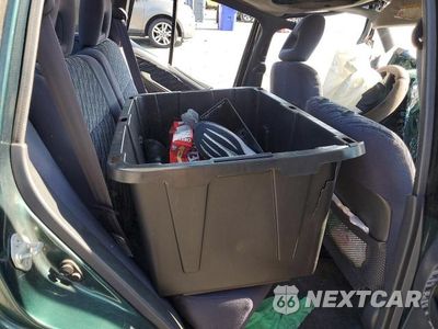 Zdjęcie 11 z 13 samochodu: 1998 TOYOTA RAV4 BASE VIN:JT3GP10V0W7039882 - miniatura
