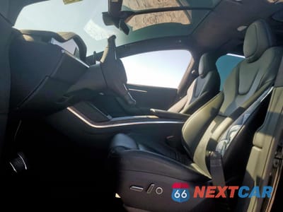Zdjęcie 7 z 15 samochodu: 2022 TESLA MODEL X VIN:7SAXCBE58NF334942 - miniatura