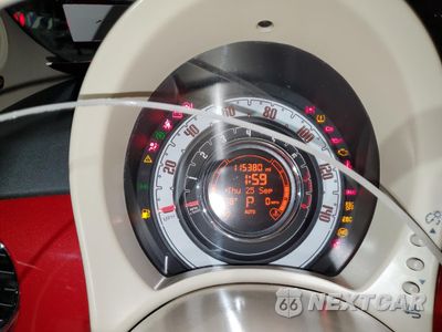 Zdjęcie 9 z 12 samochodu: 2014 FIAT 500 LOUNGE VIN:3C3CFFCRXET242348 - miniatura