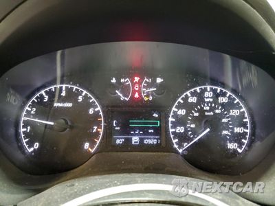 Zdjęcie 9 z 12 samochodu: 2015 NISSAN SENTRA S VIN:3N1AB7AP2FY239540 - miniatura