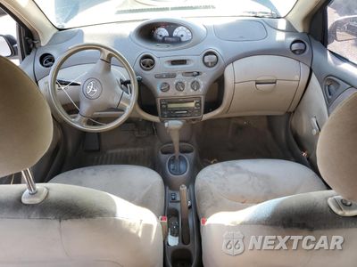 Zdjęcie 8 z 14 samochodu: 2003 TOYOTA ECHO VIN:JTDBT123530285795 - miniatura