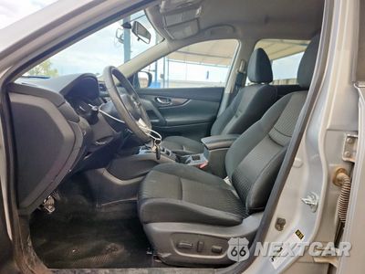 Zdjęcie 7 z 12 samochodu: 2017 NISSAN ROGUE S VIN:KNMAT2MT6HP545036 - miniatura