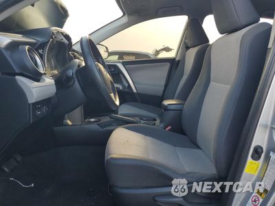 Zdjęcie 7 z 13 samochodu: 2015 TOYOTA RAV4 LE VIN:JTMZFREV6FD043810 - miniatura