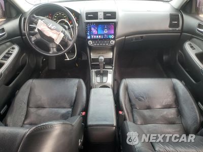 Zdjęcie 8 z 12 samochodu: 2007 HONDA ACCORD EX VIN:1HGCM66527A045809 - miniatura
