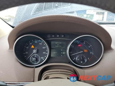 Zdjęcie 9 z 14 samochodu: 2008 MERCEDES-BENZ GL450 VIN:4JGBF71E68A325960 - miniatura