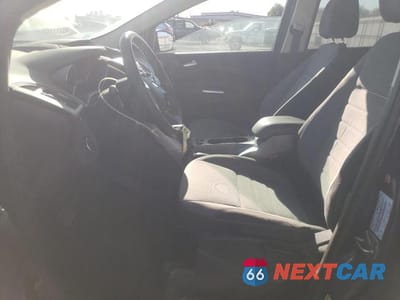 Zdjęcie 7 z 13 samochodu: 2013 FORD ESCAPE SE VIN:1FMCU0G93DUC46685 - miniatura