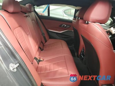Zdjęcie 10 z 12 samochodu: 2024 BMW 330XI VIN:3MW89FF05R8E47782 - miniatura