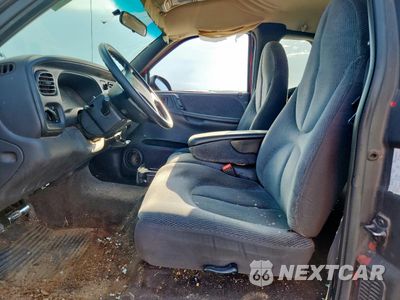 Zdjęcie 7 z 14 samochodu: 1999 DODGE DAKOTA VIN:1B7GL22X3XS220839 - miniatura
