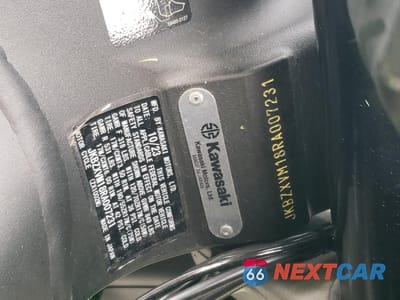 Zdjęcie 9 z 10 samochodu: 2024 KAWASAKI ZX1002 M VIN:JKBZXVM18RA007231 - miniatura