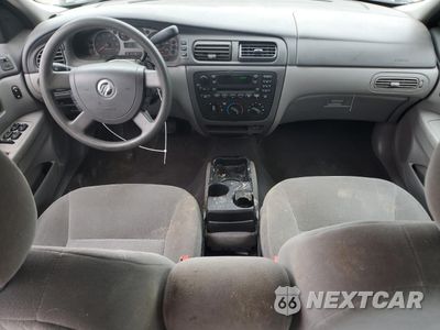 Zdjęcie 8 z 14 samochodu: 2005 MERCURY SABLE GS VIN:1MEFM50245A624235 - miniatura