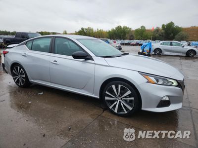 Czwarte zdjęcie samochodu z boku: 2021 NISSAN ALTIMA SR VIN:1N4BL4CV2MN391827 - miniatura