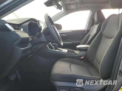 Zdjęcie 7 z 15 samochodu: 2019 TOYOTA RAV4 XLE VIN:JTMW1RFVXKD020427 - miniatura