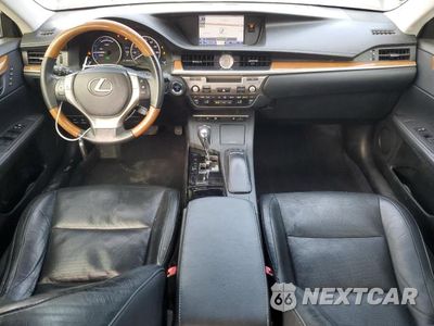 Zdjęcie 8 z 12 samochodu: 2013 LEXUS ES 300H VIN:JTHBW1GG3D2026858 - miniatura