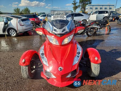 Drugie zdjęcie samochodu z przodu: 2012 CAN-AM SPYDER ROADSTER RTS VIN:2BXJBHC18CV000847 - miniatura