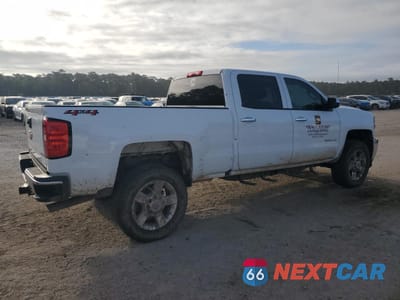 Trzecie zdjęcie samochodu z tyłu: 2019 CHEVROLET SILVERADO K2500 HEAVY DUTY VIN:1GC1KREG1KF179755 - miniatura
