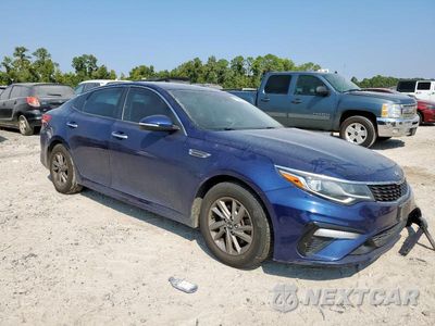 Czwarte zdjęcie samochodu z boku: 2020 KIA OPTIMA LX VIN:5XXGT4L32LG396440 - miniatura