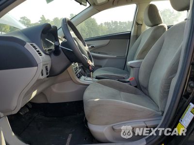 Zdjęcie 7 z 12 samochodu: 2013 TOYOTA COROLLA BASE VIN:2T1BU4EE1DC941834 - miniatura