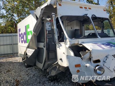 Zdjęcie 10 z 10 samochodu: 2006 FORD ECONOLINE E450 SUPER DUTY COMMERCIAL STRIPPED CHASSIS VIN:1FCLE49L46HA93893 - miniatura