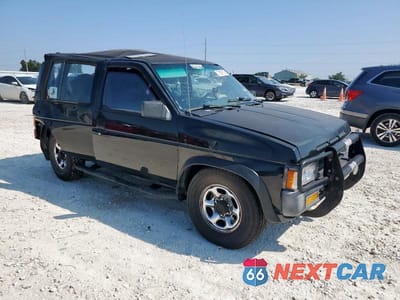 Czwarte zdjęcie samochodu z boku: 1995 NISSAN PATHFINDER XE VIN:JN8HD17S5SW089007 - miniatura
