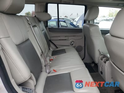 Zdjęcie 11 z 14 samochodu: 2010 JEEP COMMANDER LIMITED VIN:1J4RG5GT3AC158410 - miniatura