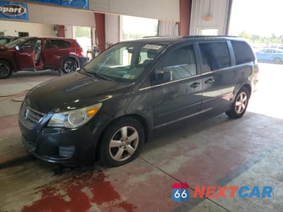 2011 VOLKSWAGEN ROUTAN SE 2V4RW3DG3BR659526 - główne zdjęcie licytacji z USA - miniatura