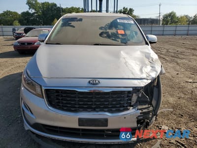 Piąte zdjęcie samochodu w środku: 2019 KIA SEDONA LX VIN:KNDMB5C11K6500486 - miniatura