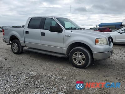 Czwarte zdjęcie samochodu z boku: 2005 FORD F150 SUPERCREW VIN:1FTRW14W45FA25398 - miniatura
